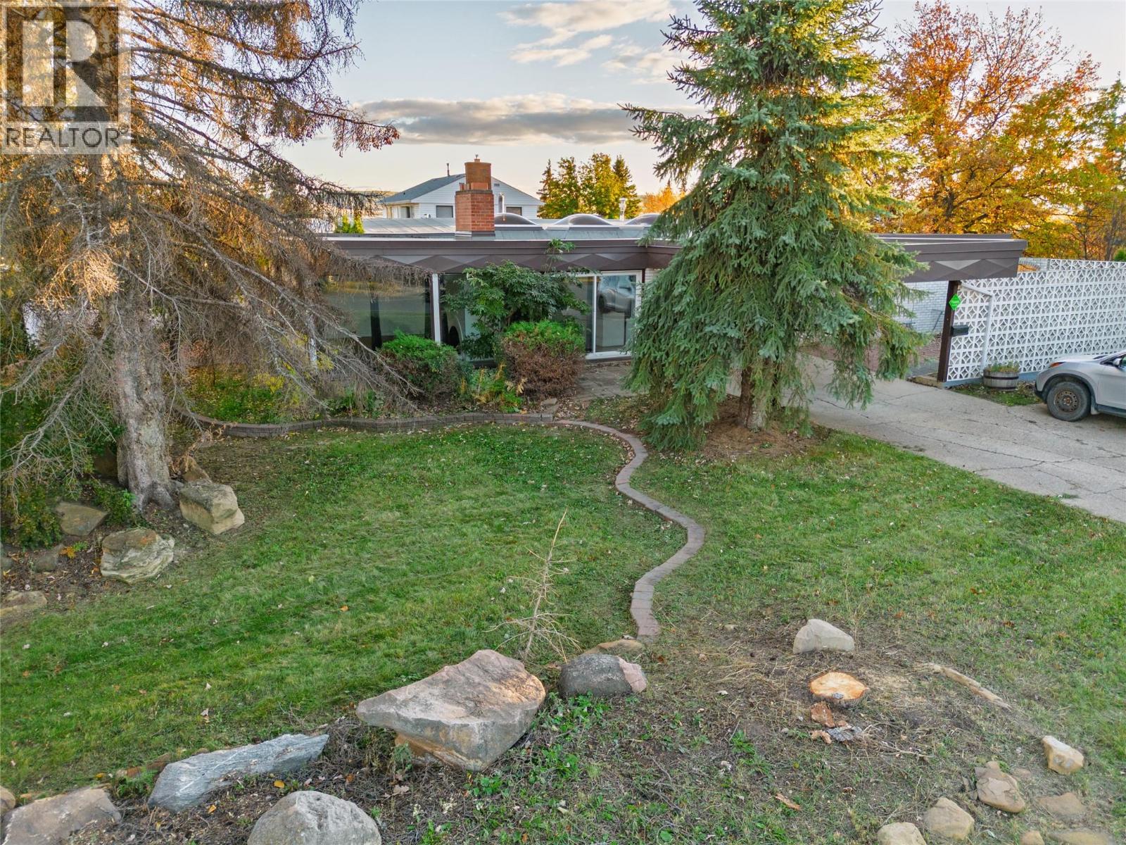 9200 13 Street, Dawson Creek