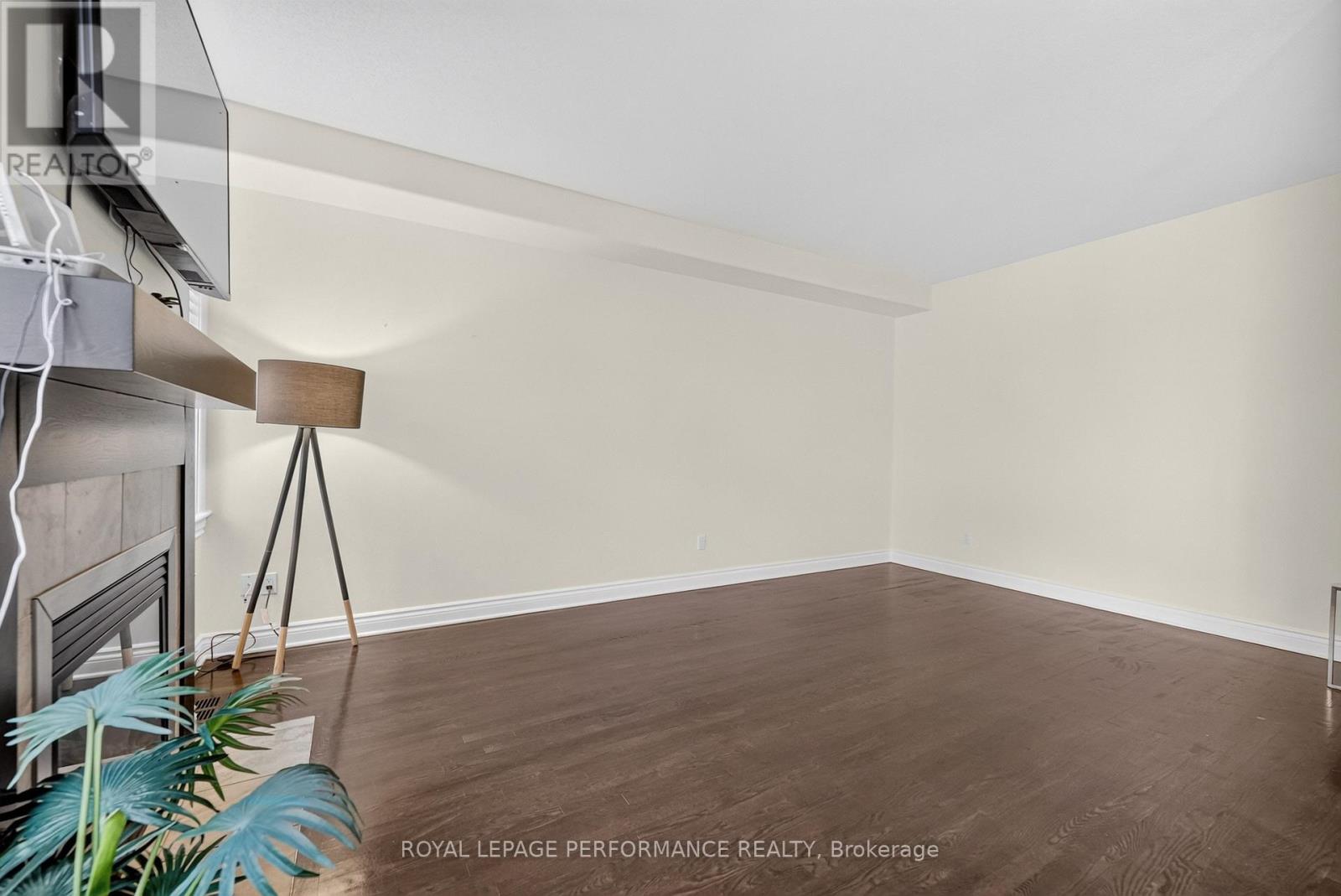 149 TOPAZE CRESCENT - Image 21