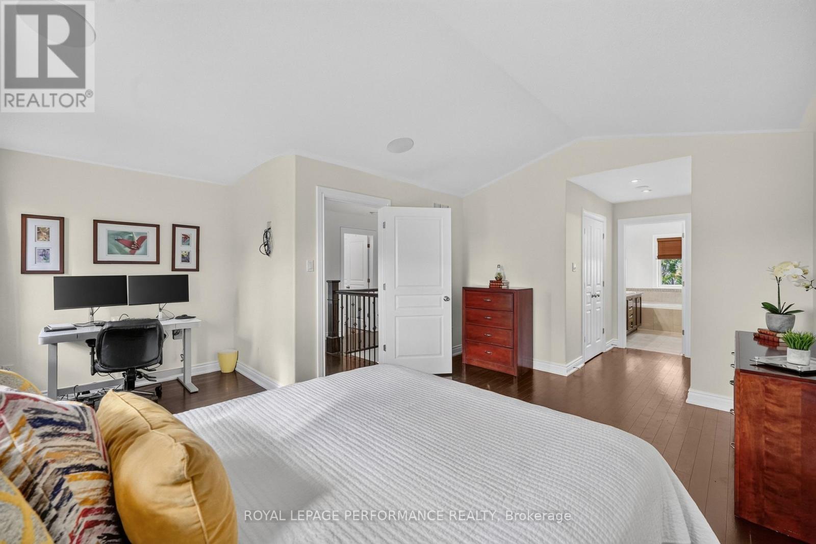 149 TOPAZE CRESCENT - Image 24