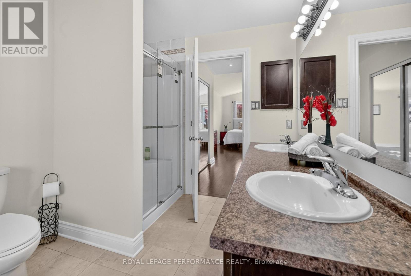 149 TOPAZE CRESCENT - Image 26