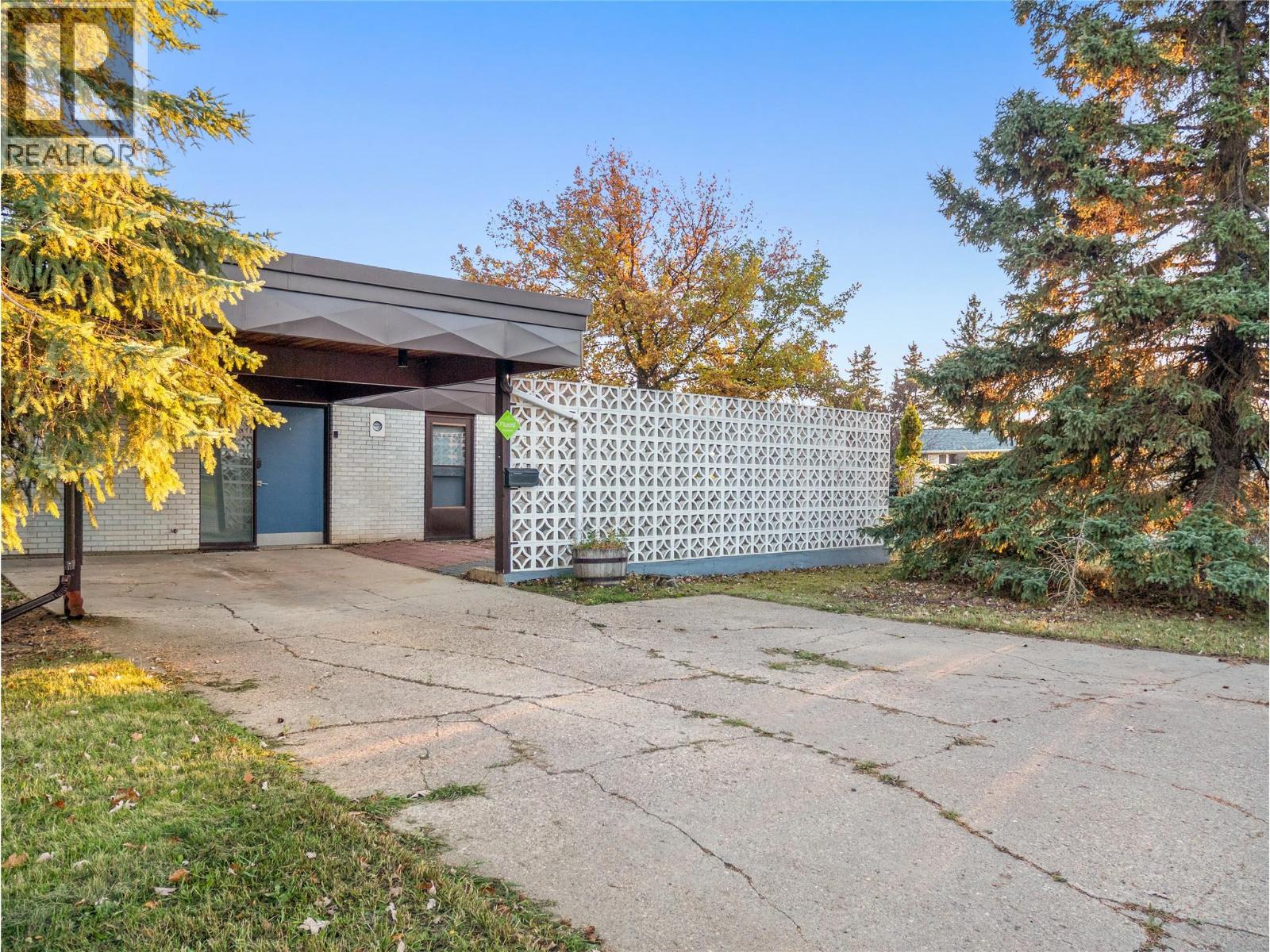 9200 13 Street, Dawson Creek
