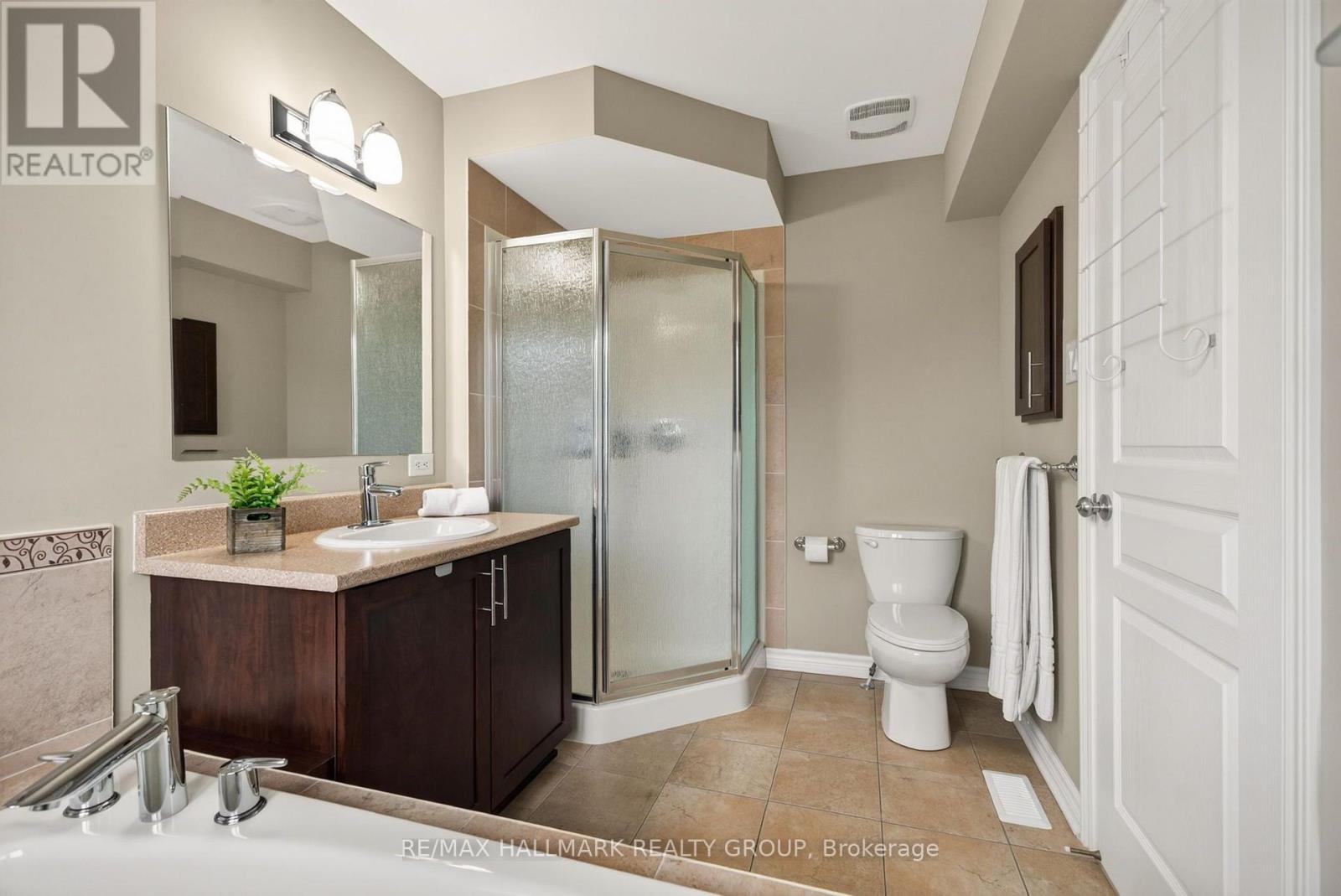 304 CELTIC RIDGE CRESCENT - 22