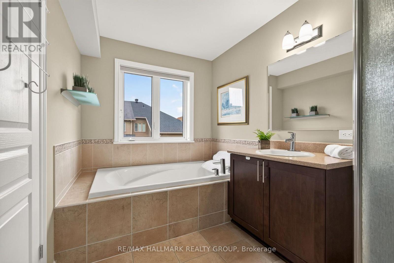 304 CELTIC RIDGE CRESCENT - 23