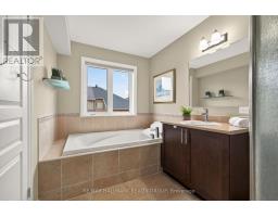 304 Celtic Ridge Crescent, Ottawa, ON K2W0B8 Photo 23