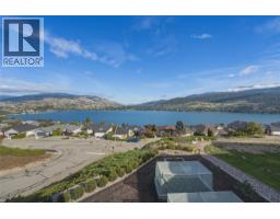Kitchen - 8014 Whitestone Drive Unit# 3, Coldstream, BC V1B3M2 Photo 14