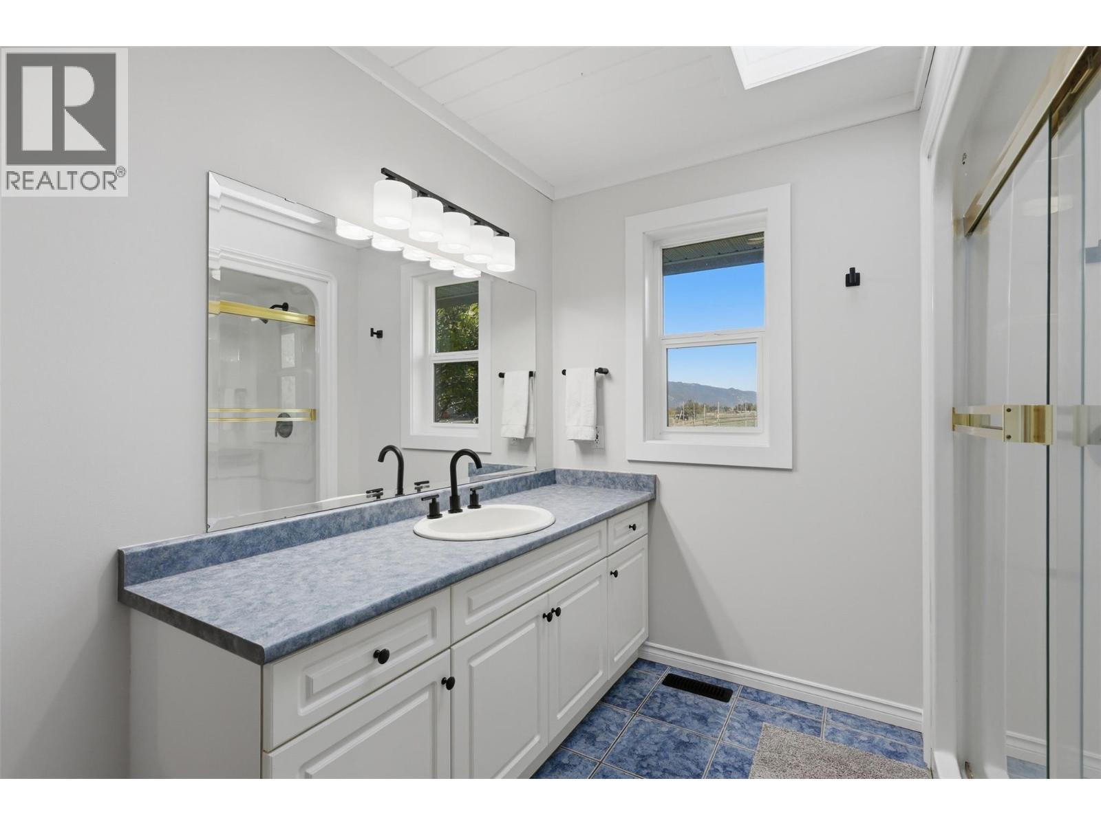 165 HOOVERS FERRY Road, Kamloops