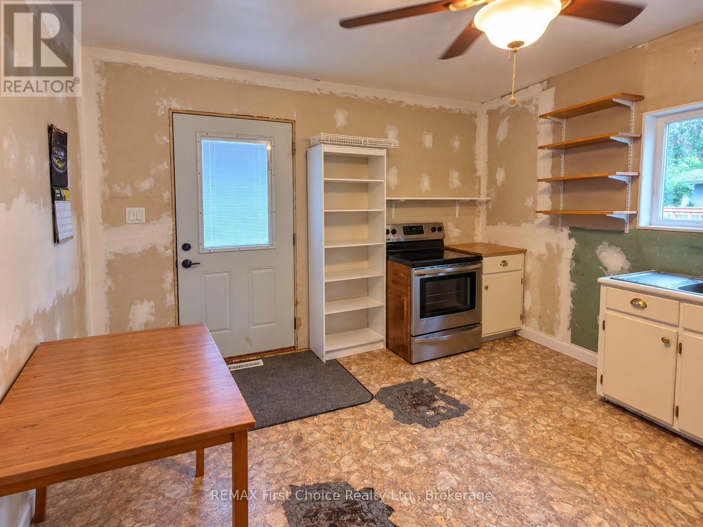 216 SECOND STREET - Image 13