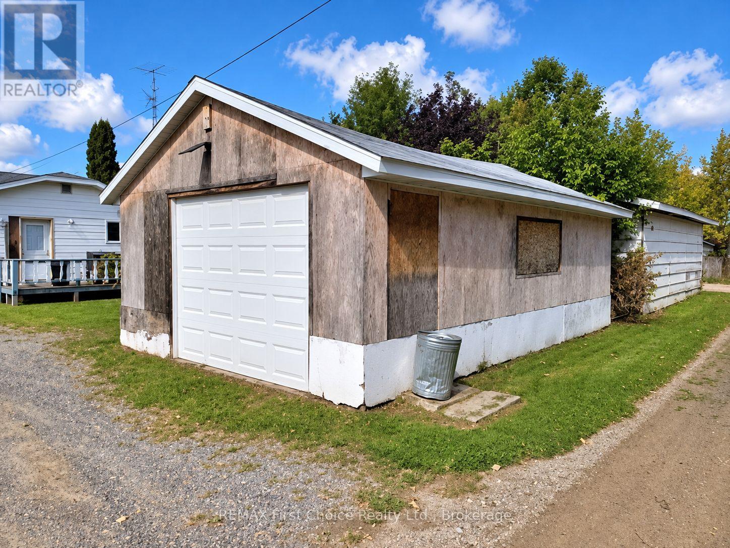 216 SECOND STREET - Image 14