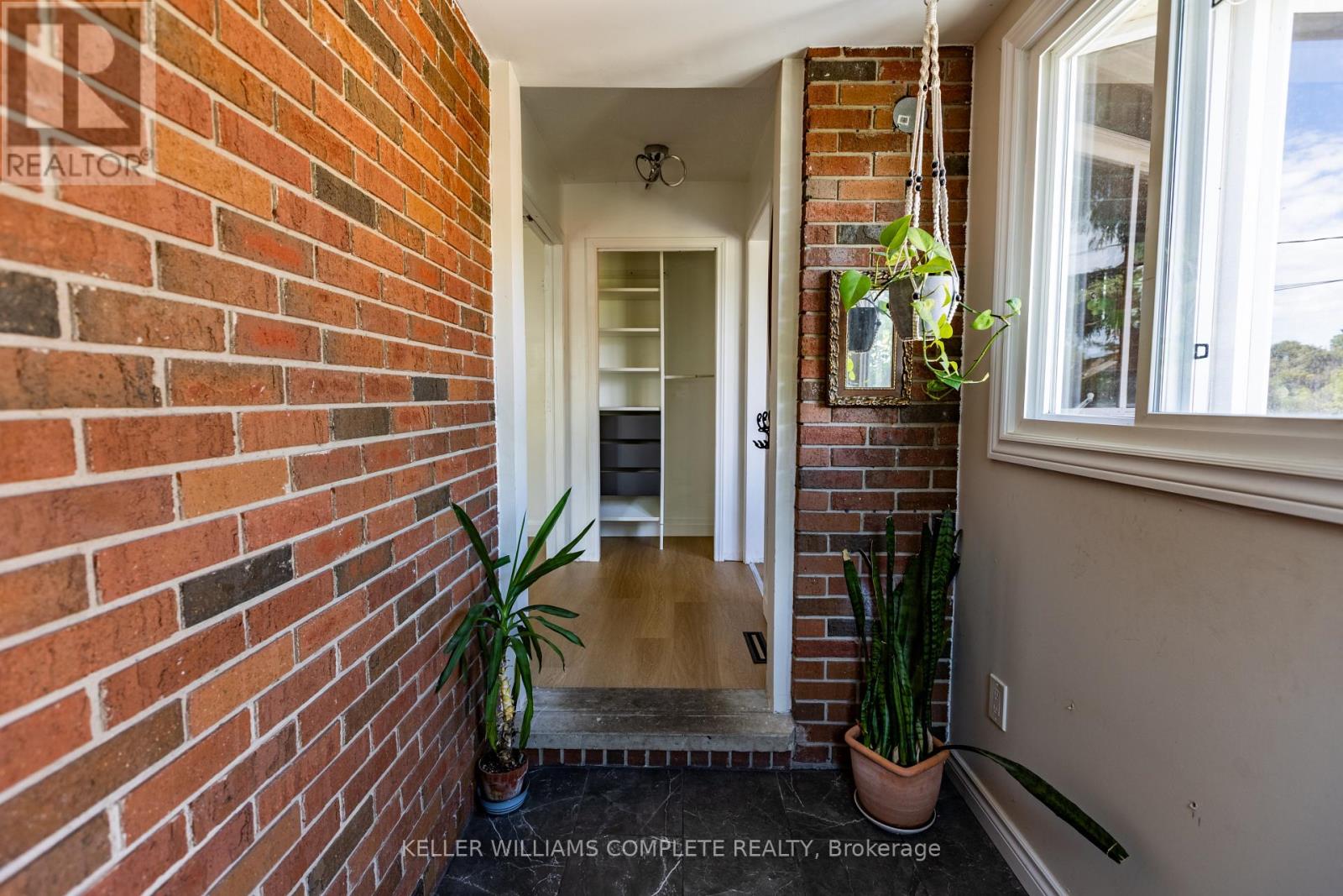9 GLEN AVENUE - Image 13