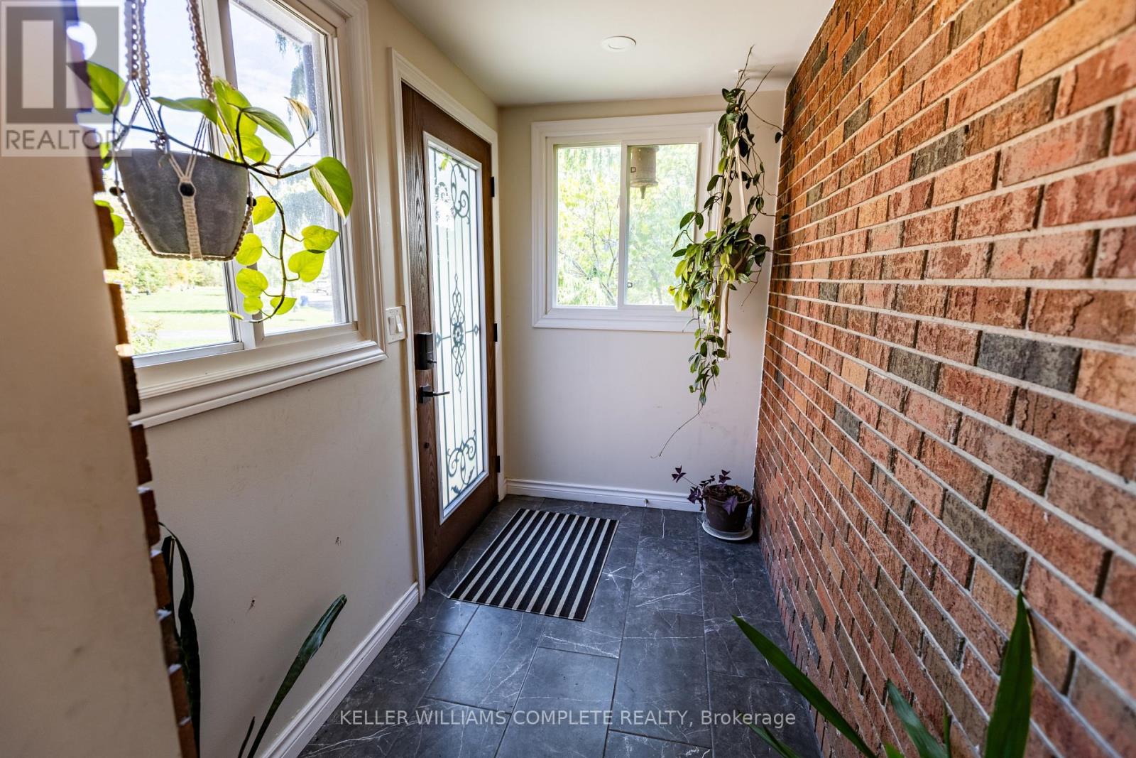 9 GLEN AVENUE - Image 14