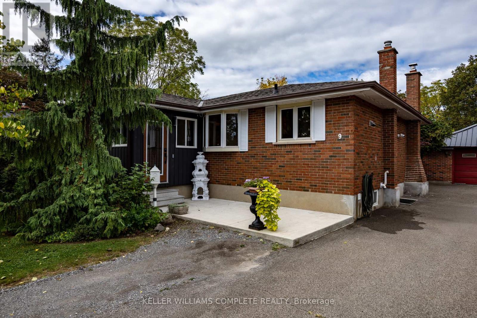 9 GLEN AVENUE - 2