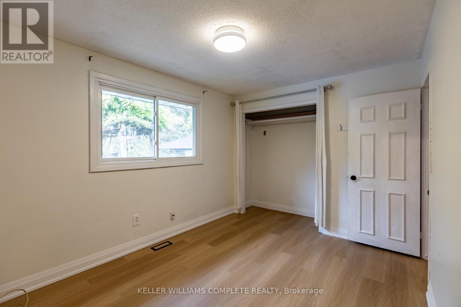 9 GLEN AVENUE - Image 27