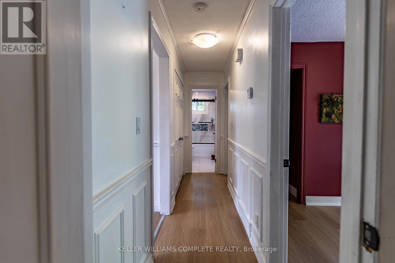 9 GLEN AVENUE - Image 31