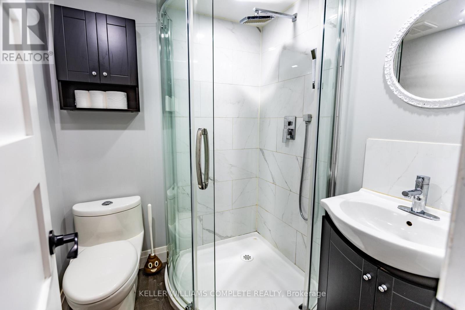 9 GLEN AVENUE - 38