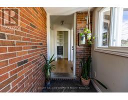 Family room - 9 Glen Avenue, St  Catharines, ON L2S1L2 Photo 13