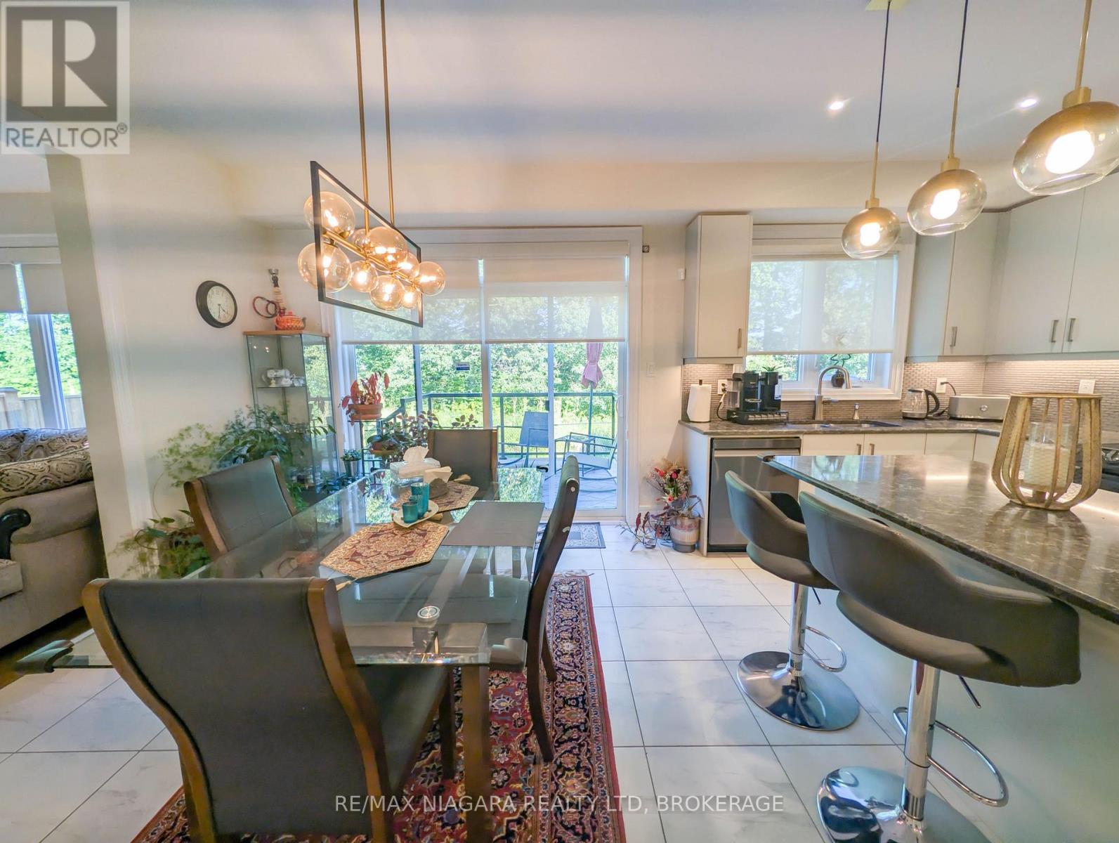 7868 Odell Crescent — photo 10