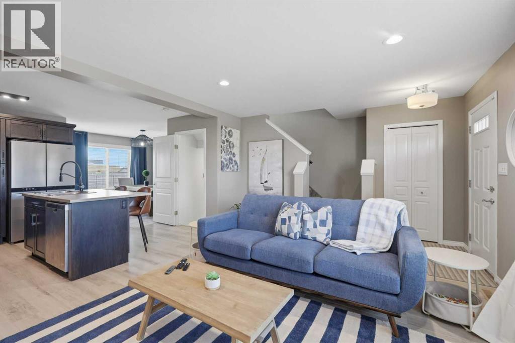 Listing photo – 123 Hinshaw Drive, Sylvan Lake