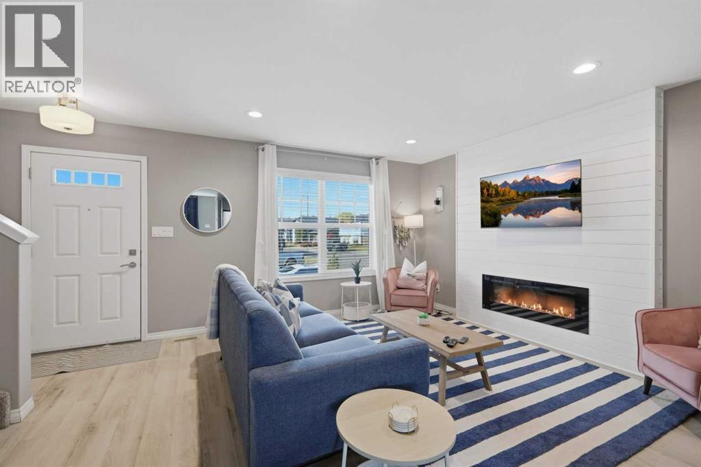 Listing photo – 123 Hinshaw Drive, Sylvan Lake