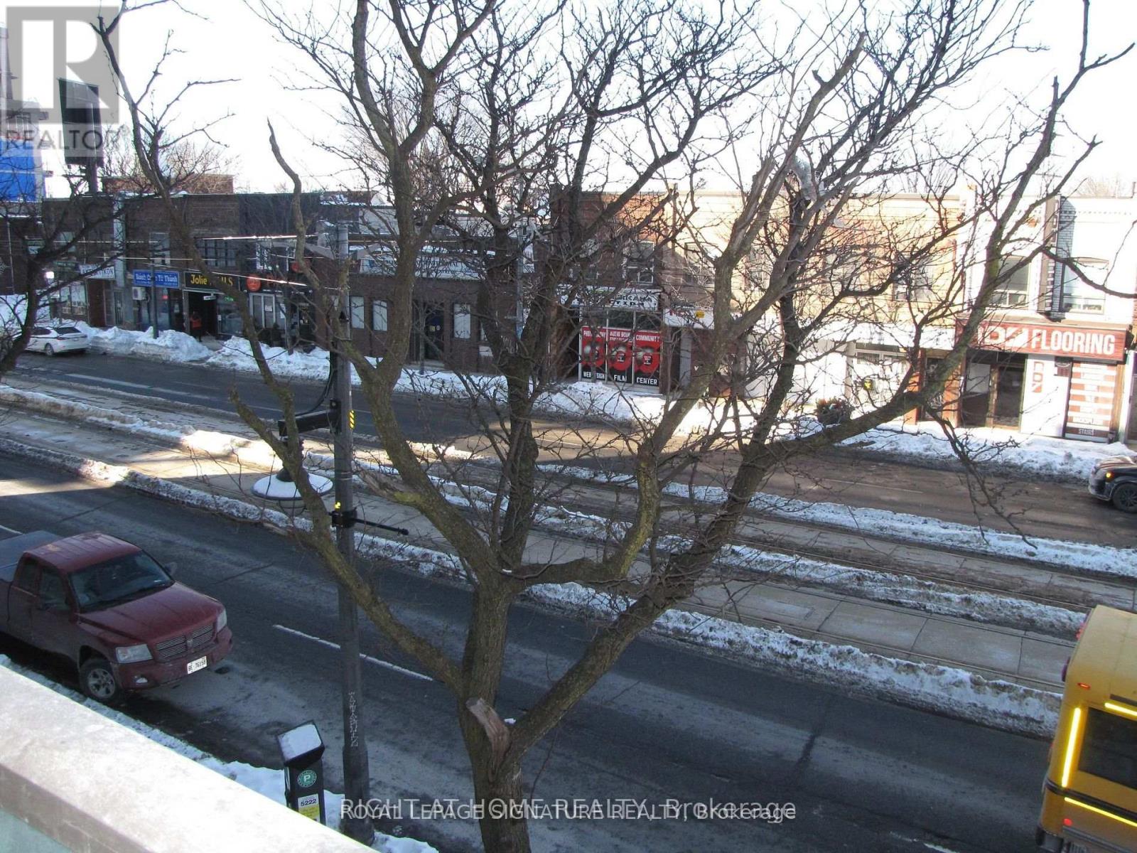 385 Osler Street — photo 25