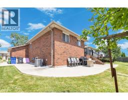4239 Marlo, Windsor, ON N9G2Y6 Photo 32