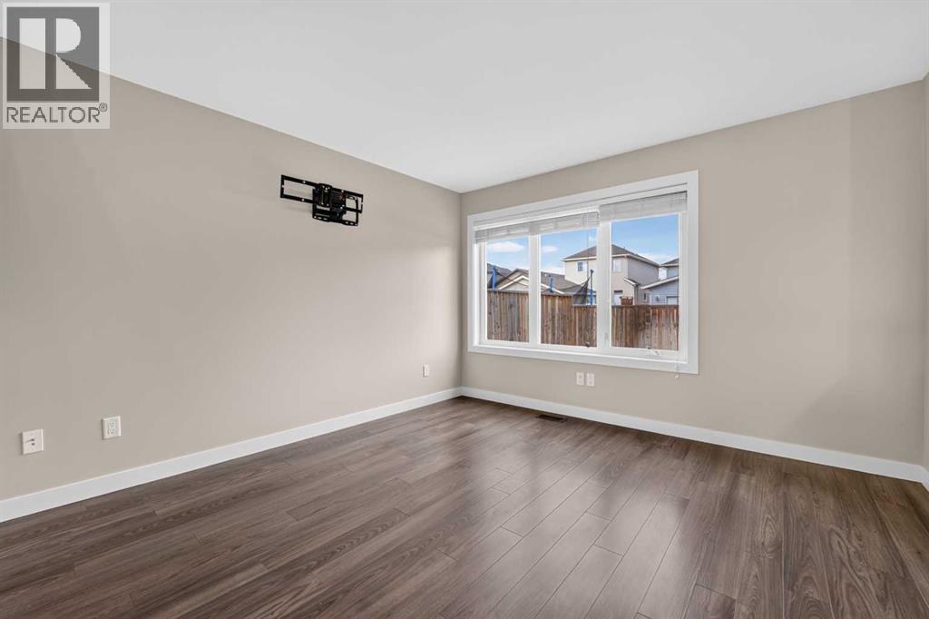285 Coalbanks Boulevard W - Image 15