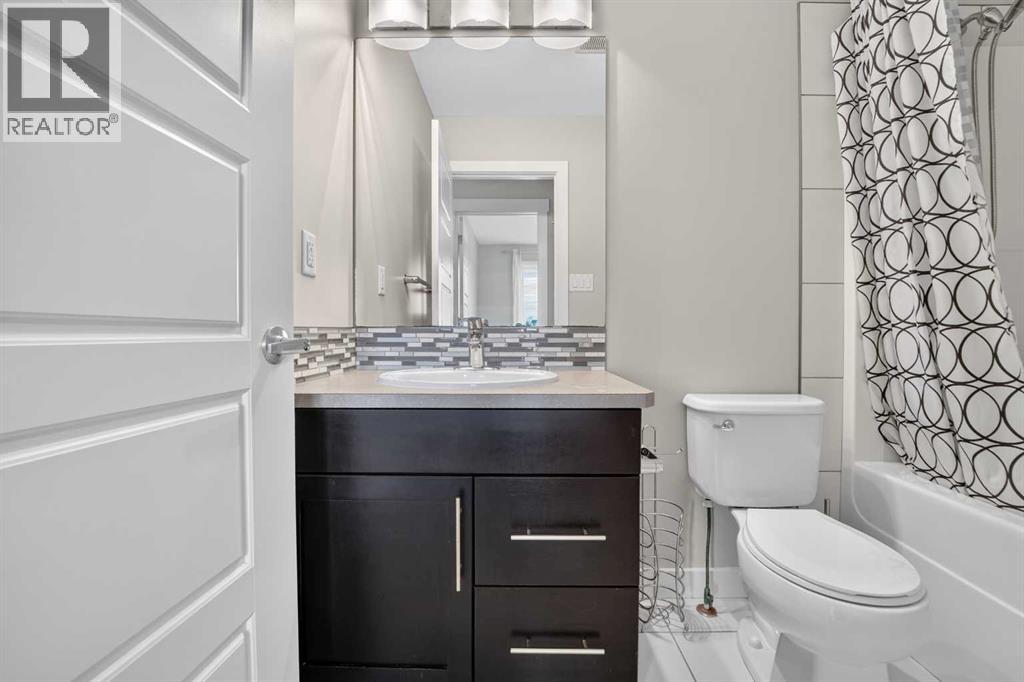 285 Coalbanks Boulevard W - Image 33