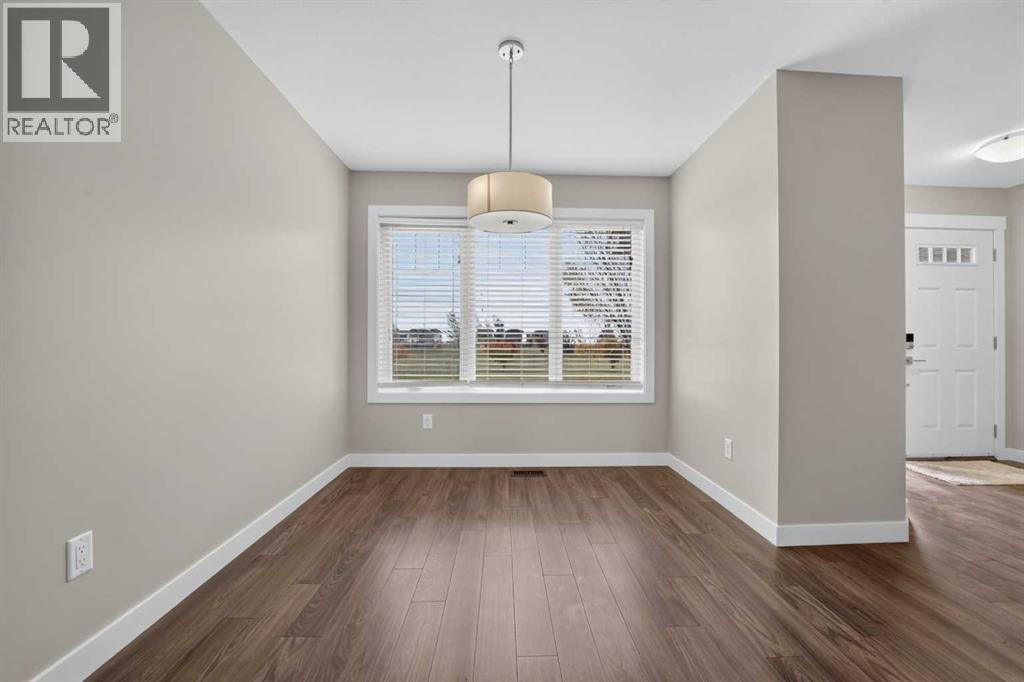 285 Coalbanks Boulevard W - 5