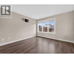 285 Coalbanks Boulevard W - photo 15