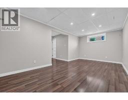 285 Coalbanks Boulevard W - photo 35