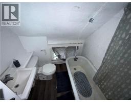 182 Woodward Avenue, Sault Ste  Marie, ON P6A3T7 Photo 11