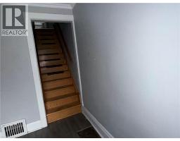 182 Woodward Avenue, Sault Ste  Marie, ON P6A3T7 Photo 7
