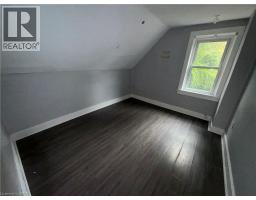182 Woodward Avenue, Sault Ste  Marie, ON P6A3T7 Photo 9