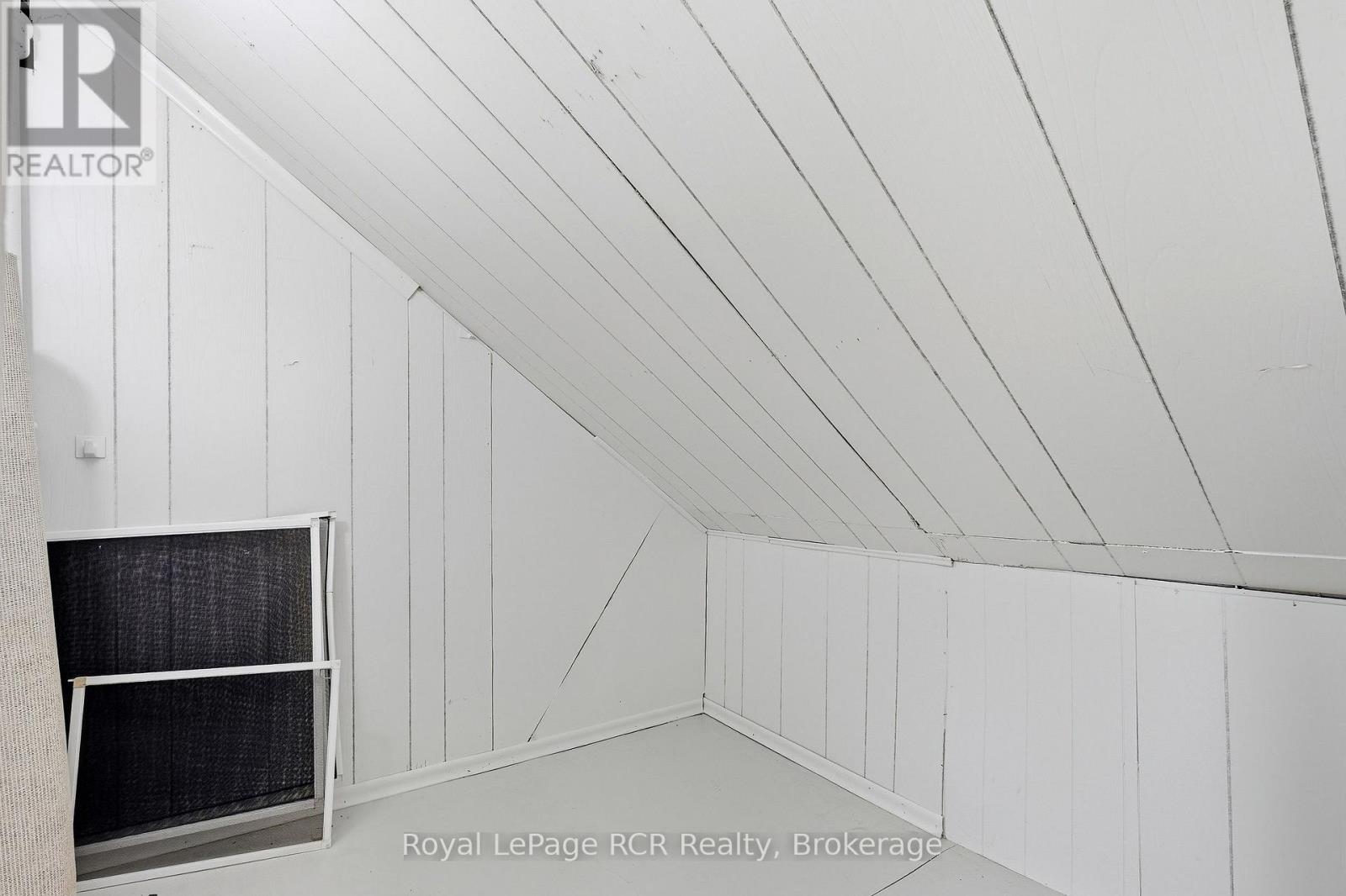 234 ELMA STREET E - 12