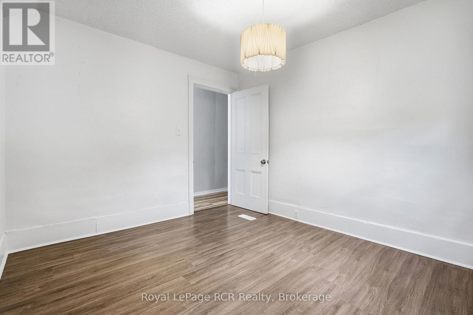 234 ELMA STREET E - 13