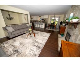 4536 199a Street, Langley, BC V3A5S3 Photo 7