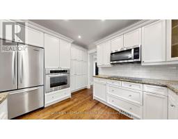 Family room - 776 Spadina Road, Toronto, ON M5P2X6 Photo 12