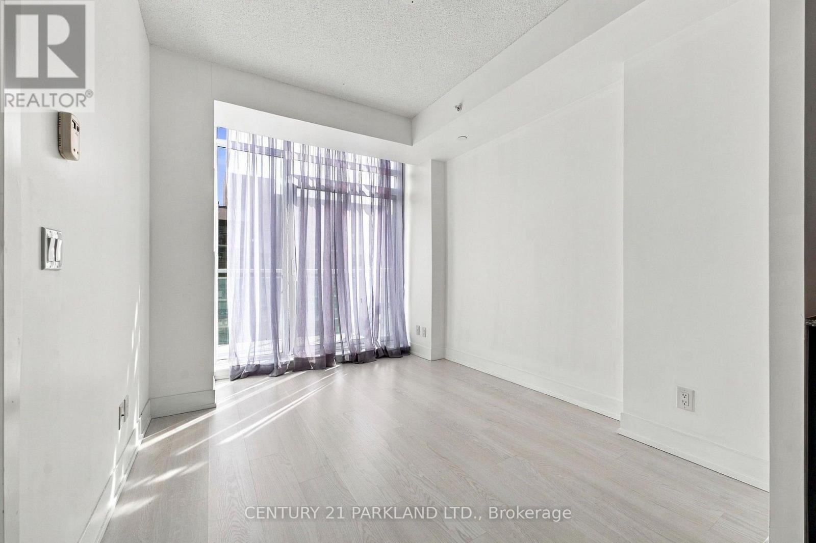 #707 68 MERTON STREET - 15