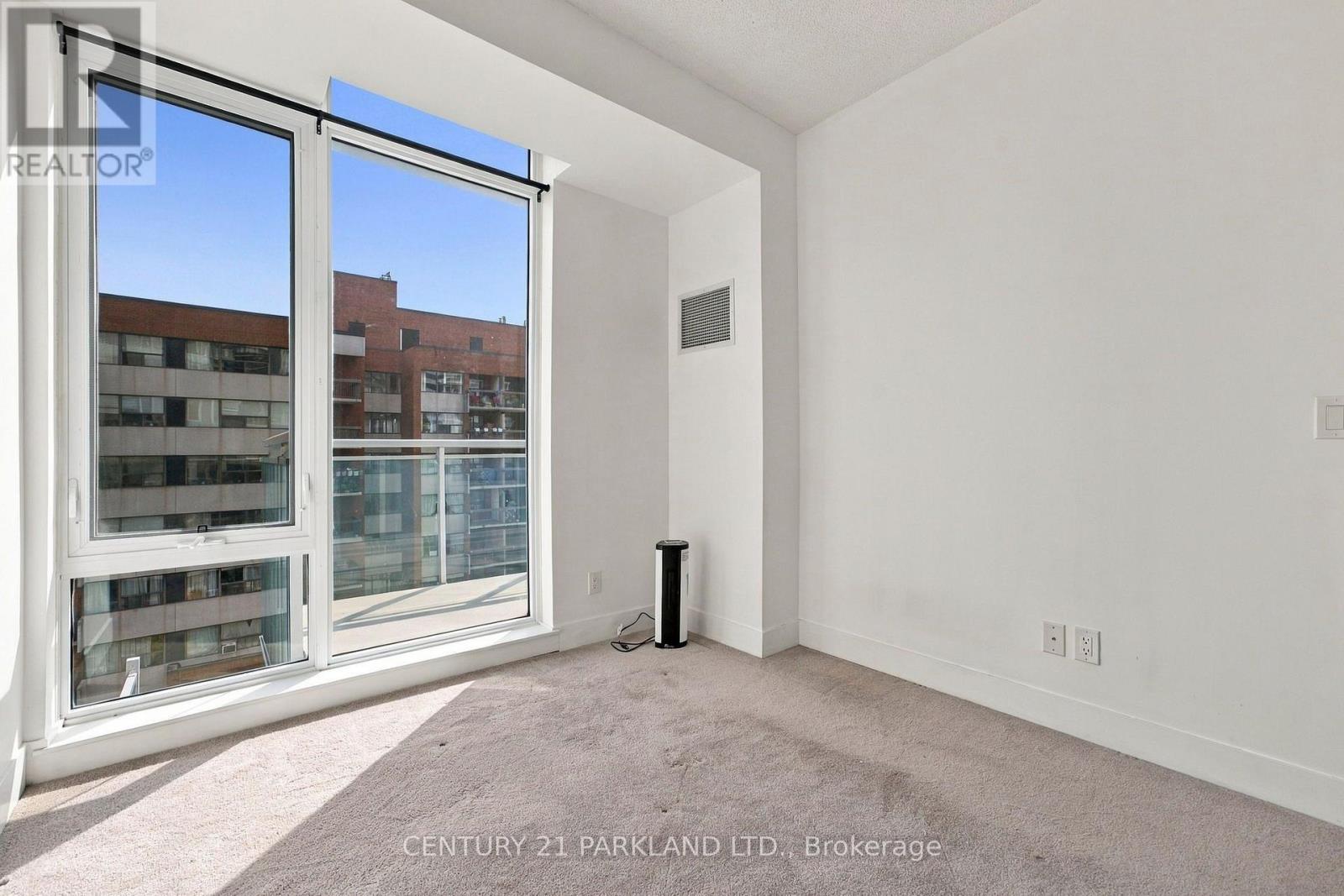 #707 68 MERTON STREET - 18