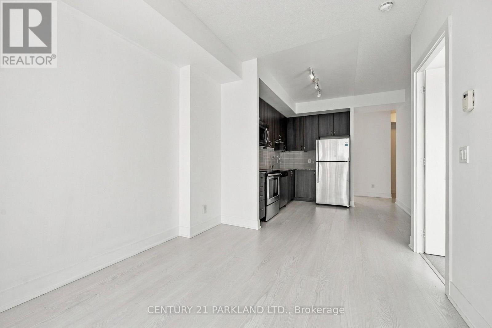 #707 68 MERTON STREET - 8