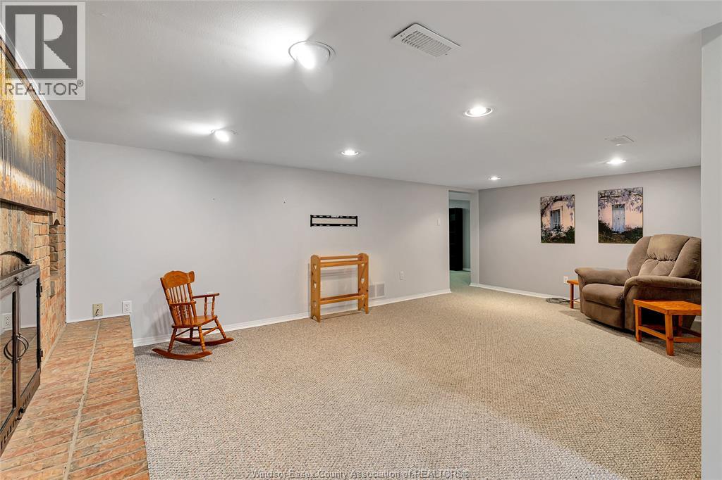 331 LESPERANCE - 18