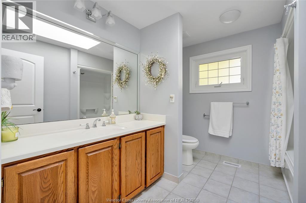 331 LESPERANCE - 17