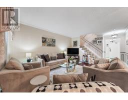 301 - 10 Crescent Town Road, Toronto, ON M4C5L3 Photo 8