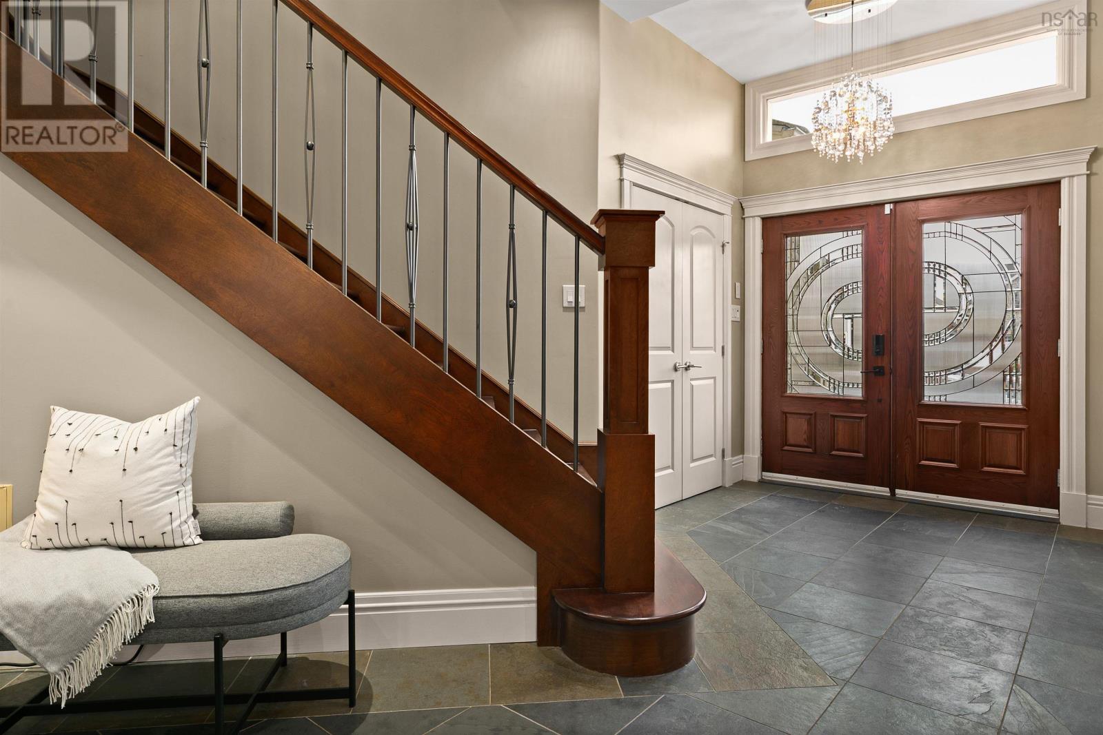 Property 3 of 50 of 82 Helmsman Court
