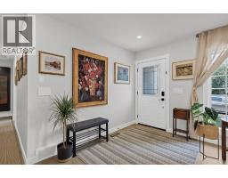 179 Capri Avenue NW - photo 5