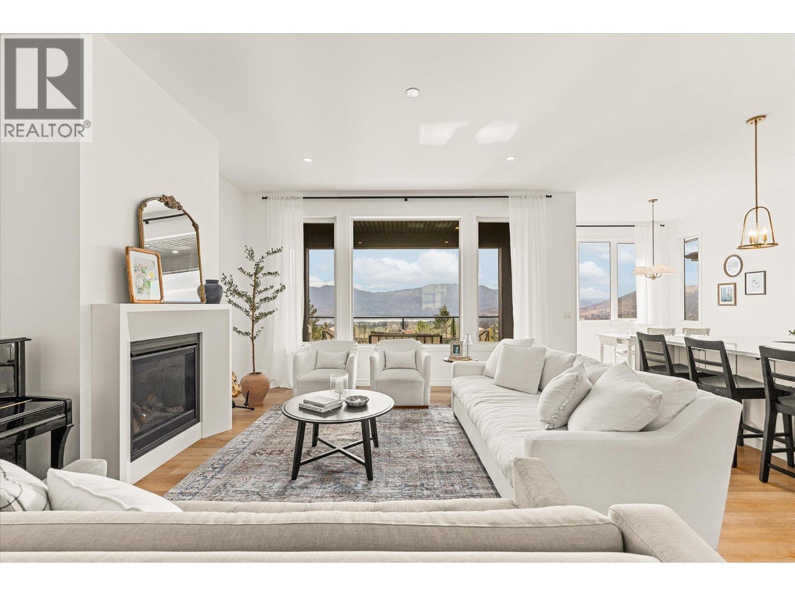  2815 Copper Ridge Drive, West Kelowna