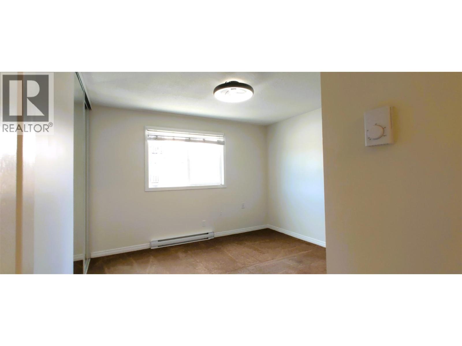 207 625 Rowcliffe Avenue, Kelowna