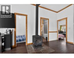 754 Wood Road, Kelowna, BC V1Z3V6 Photo 17
