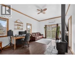 754 Wood Road, Kelowna, BC V1Z3V6 Photo 15