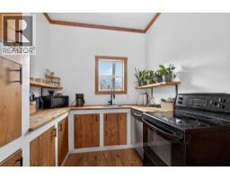 754 Wood Road, Kelowna, BC V1Z3V6 Photo 8