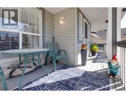 135 Springs Crescent - photo 6